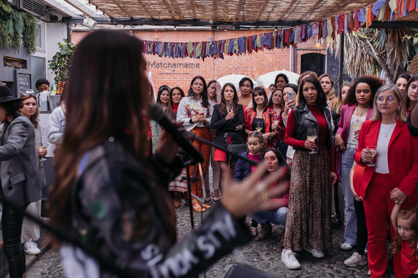 Ana Carolina Lisboa em O Manifesto